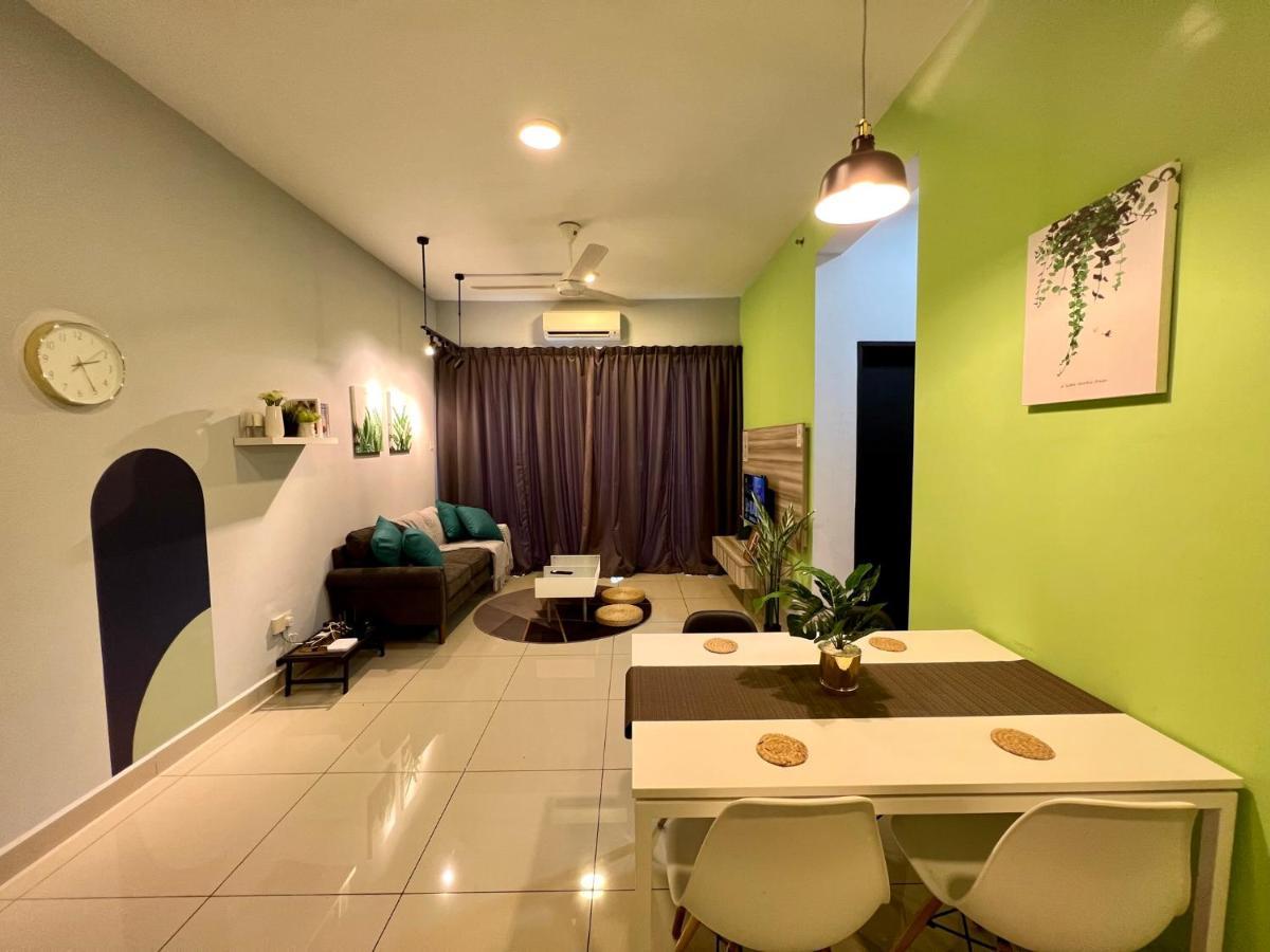 Riverview 8Pax 2Br In Kbtown Netflix, Wi-Fi B-3A-5 コタバル エクステリア 写真
